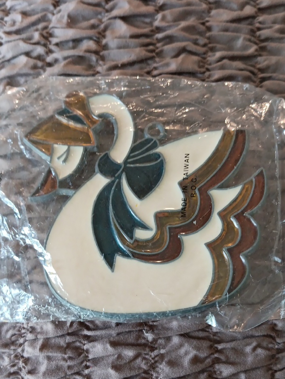 New Cottagecore Grandma Goose Suncatcher. 3 1/4"H X 3 1/2" W